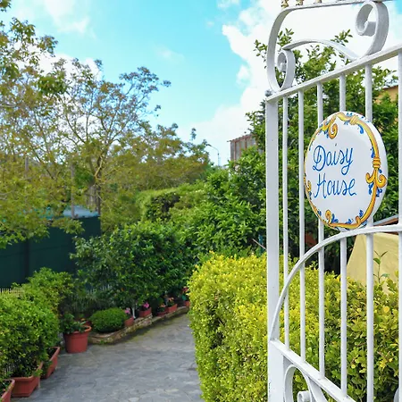 De Vivo Realty - Daisy House * Massa Lubrense